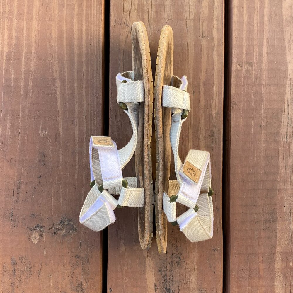 Mukishoes Solstice Sandal - Women's size 38 Natural/Cream - Picture 9 of 10